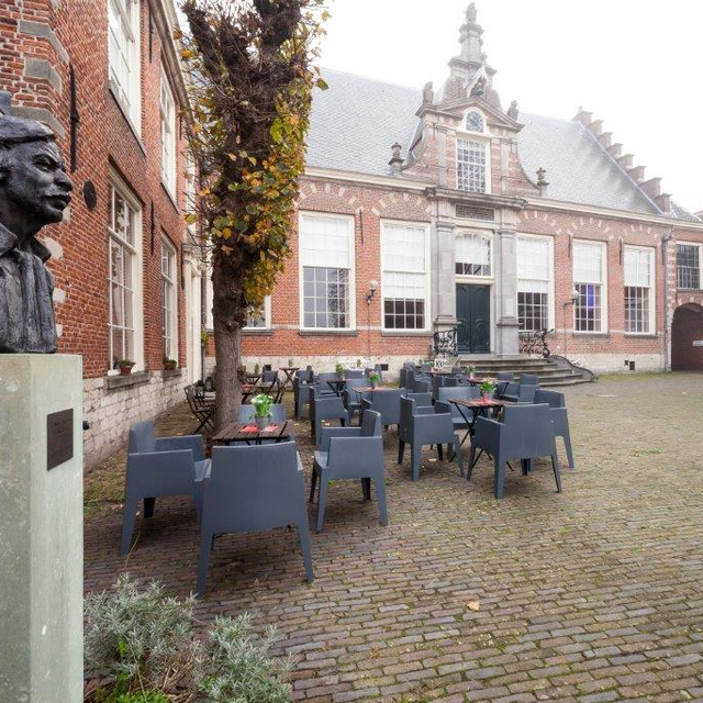 Rob Vermeeren van Bibliotheek Zuid-Kennemerland over het toepassen van raamisolatie