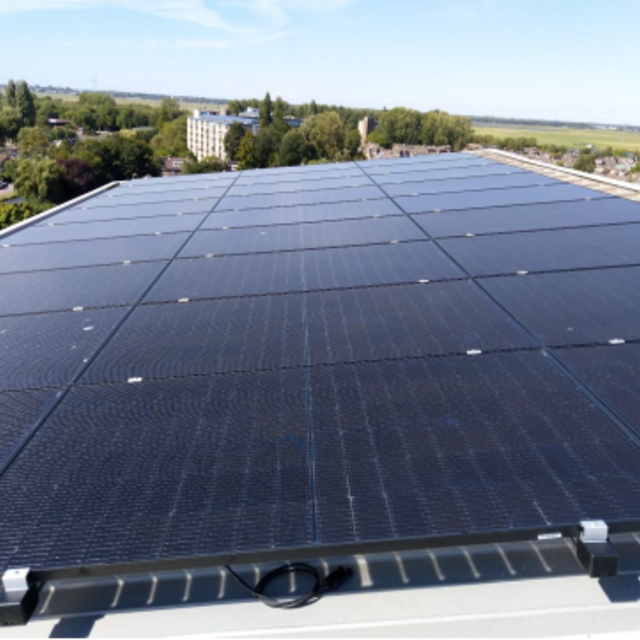 Eva Zuiderveld over zonnepanelen bij De Bieb voor de Zaanstreek